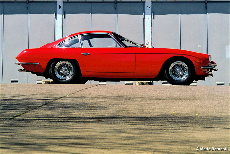 Lamborghini 400 GT 2+2