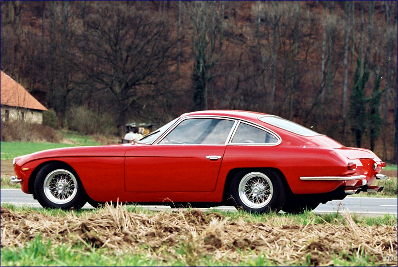 Lamborghini 400 GT 2+2