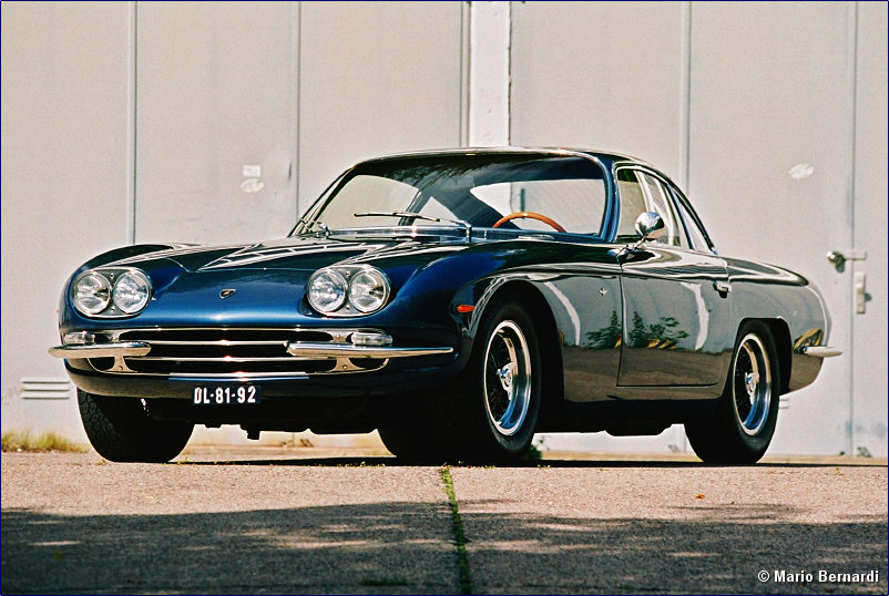 Lamborghini 400 GT 2+2