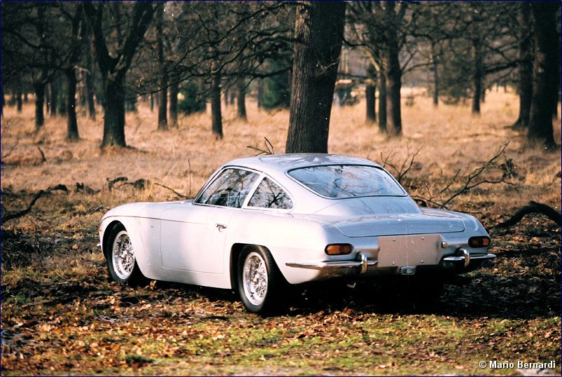 Lamborghini 400 GT 2+2