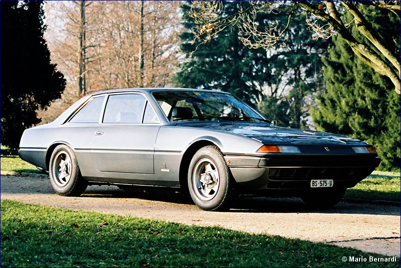 Ferrari 365 GT/4 2+2