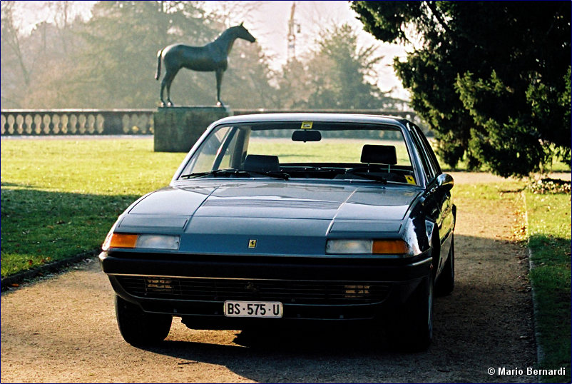 Ferrari 365 GT/4 2+2