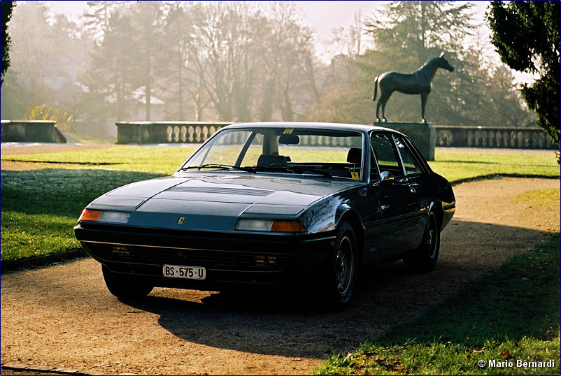 Ferrari 365 GT/4 2+2