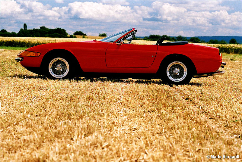 Ferrari 365 GTS/4 Daytona Spider